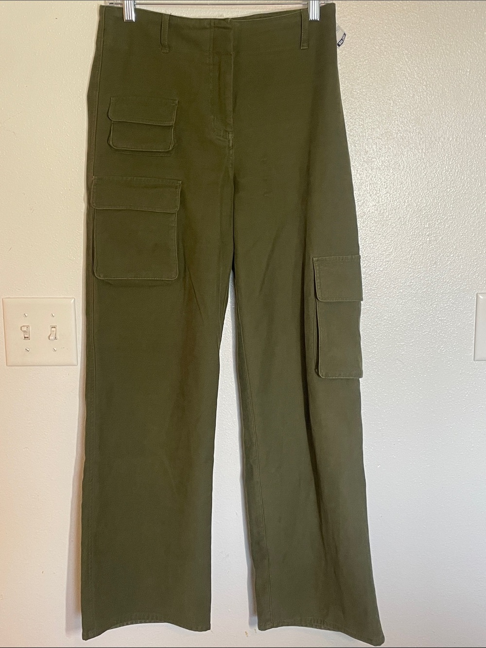 Wilfred Olive Cargo Wide-Leg Pants